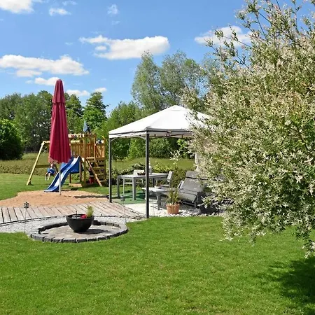 Gartenblick An Der Mainschleife シュヴァルツァッハ・アム・マイン